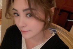 吃瓜视频的艺人,揭秘明星幕后生活，带你走进娱乐圈的真相