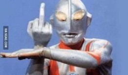 奥特曼吃茄瓜视频大全,趣味视频大全来袭！