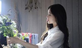 康县女子吃瓜事件视频曝光,视频曝光引发社会关注与热议