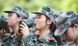 女生军训吃瓜视频网站,揭秘女生军训幕后趣事