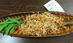 瓜哥吃鸡骨头炒饭视频,吃鸡骨头炒饭，美味与营养并存