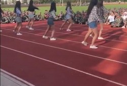 吃瓜视频军训跳舞,吃瓜视频记录军训跳舞风采