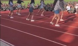 吃瓜视频军训跳舞,吃瓜视频记录军训跳舞风采