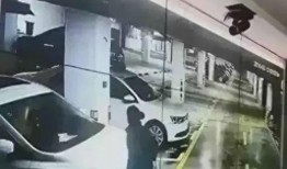 地下车库吃瓜视频,揭秘神秘视频背后的真相