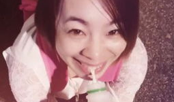 万嘉欣吃瓜少女是谁呀视频,网络红人的崛起之路