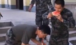 吃瓜的兵哥哥视频,军营里的欢乐时光