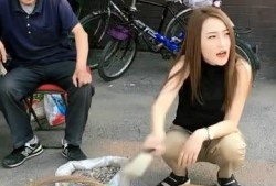 野生丈母娘吃瓜视频大全,揭秘家庭生活的趣味瞬间