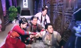 女子楼上吃瓜吵架视频大全,视频大全揭秘邻里纷争瞬间