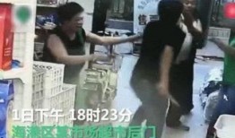 拿刀拍视频吃瓜违法吗,违法边缘的娱乐行为解析