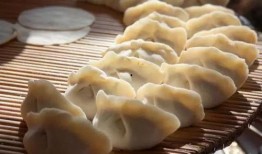 吃哈密瓜饺子的视频