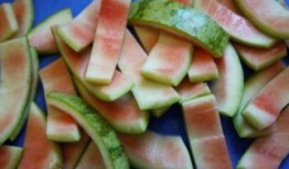 烂掉的毛瓜可以吃吗视频,揭秘食品安全真相