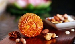 陕西中秋节吃瓜事件视频,吃瓜成习俗，传统节日新风尚