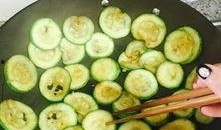 吃炸瓜视频大全,美味瞬间，尽享炸瓜盛宴