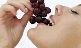 宝宝吃葡萄瓜视频大全集