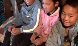 吃瓜吃到心酸的视频