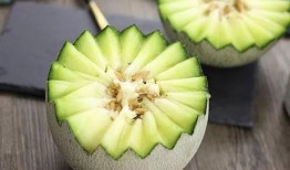 恐龙蜜瓜能煮熟吃吗视频,能否煮熟成为美味佳肴？