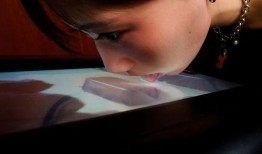 舔屏吃瓜视频,揭秘网红舔屏吃瓜视频背后的秘密