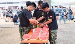 外国吃瓜群众被打事件视频,外国观众在冲突中遭遇暴力冲击的惊心瞬间