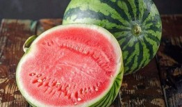 北京吃麒麟瓜视频,麒麟瓜的甜蜜诱惑