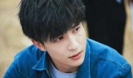 薛之谦观众吃瓜事件视频,一场娱乐风波的幕后真相