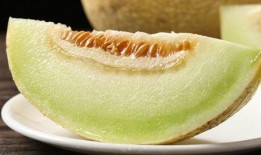 蜜瓜吃有什么好处呢视频,夏日消暑佳选