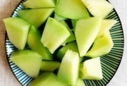 怎样吃网纹瓜才好吃视频,视频揭秘最佳食用技巧