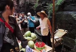 石头剪布吃瓜视频,趣味互动，欢乐无限