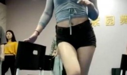 舞蹈老师馨馨吃瓜视频,吃瓜视频背后的故事与魅力