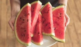 老洋瓜能吃吗怎么吃的视频,老洋瓜的食用方法与美味体验