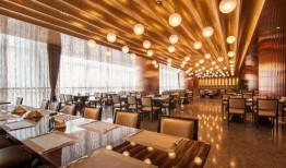 吃瓜女装酒店大厅视频,吃瓜群众女装视频引发热议