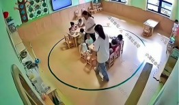 山东幼儿园老师吃瓜视频,校园生活瞬间曝光