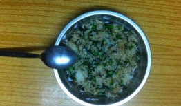 呆瓜吃冷饭视频,趣味视频带你领略冷饭新吃法