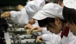 中牟富士康吃瓜事件视频,揭秘员工食堂争议背后的真相