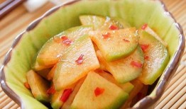 腌咸瓜怎么腌接着吃视频,轻松掌握家常美味延续之道