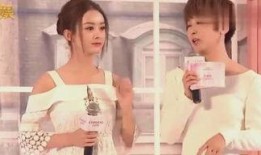 小冉娱乐吃瓜场景视频,揭秘明星吃瓜现场，趣味十足幕后花絮大公开