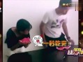 搞笑家庭吃瓜视频,笑料百出！一家人的欢乐吃瓜时刻