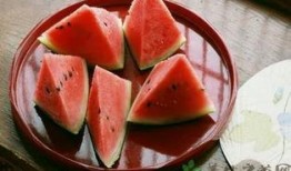 西瓜视频老人吃瓜