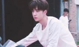 吃瓜少女小王视频,揭秘娱乐圈幕后故事